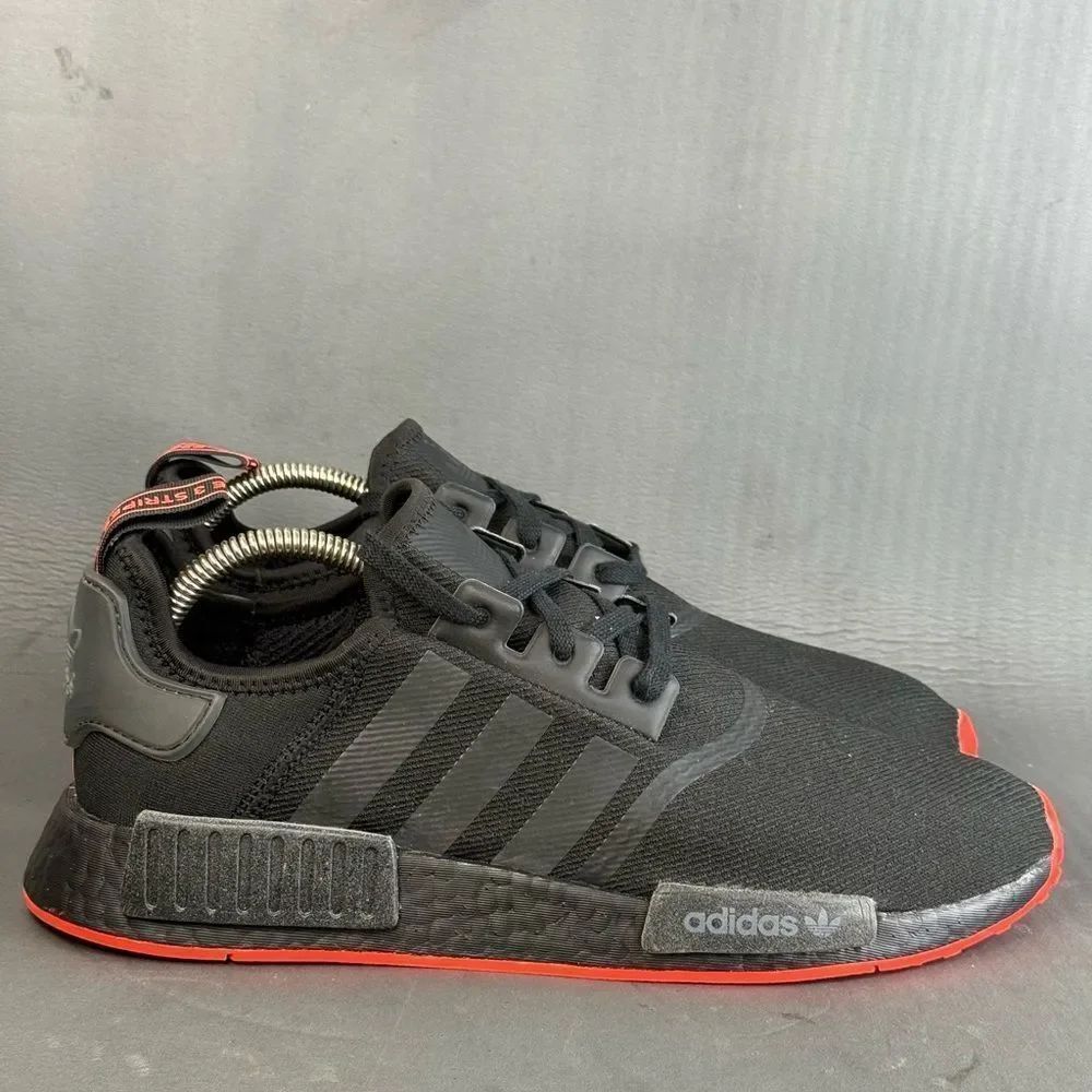 adidas NMD R1 Core Black Solar Red athletic sneaker shoes men’s size 10
